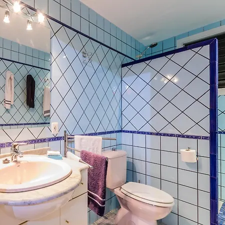 Beautiful At The Heart Of Playa De 别墅