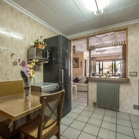 Beautiful Villa At The Heart Of Playa De Palma Palma de Mallorca